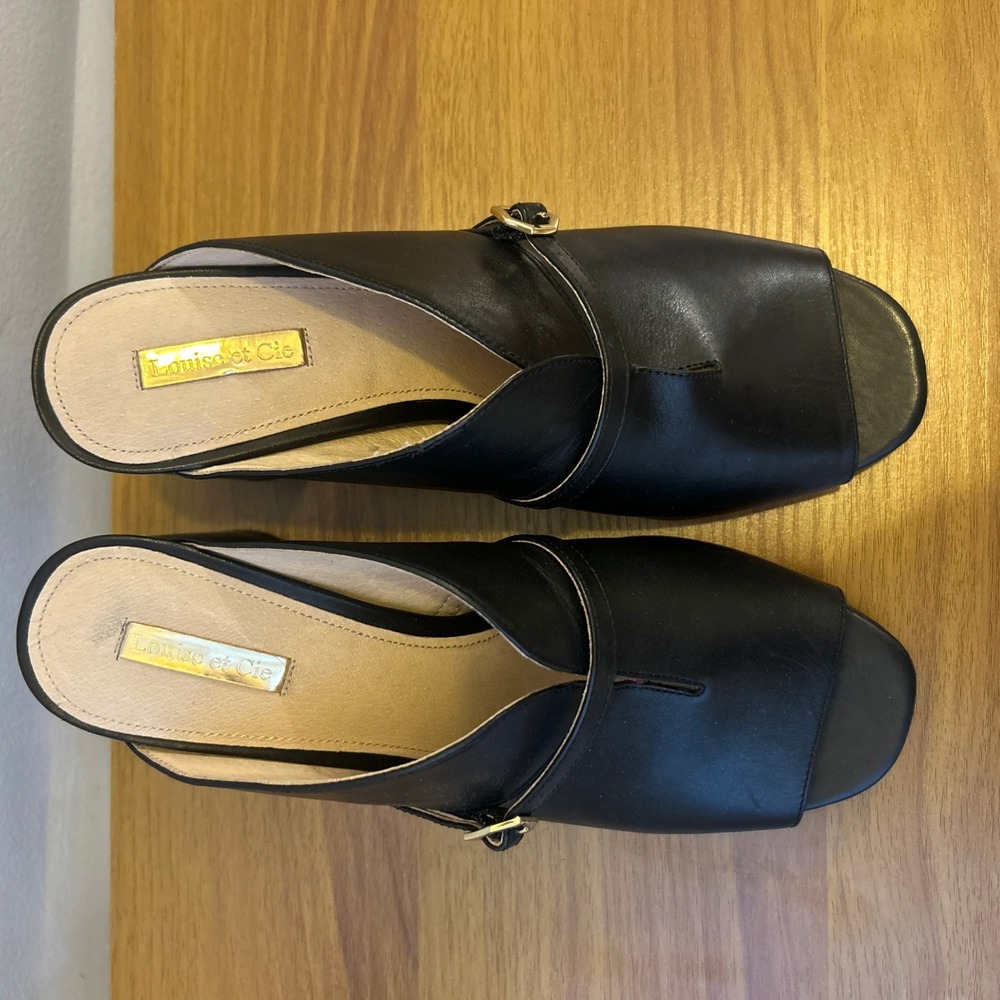 Louise et Cie Kimba Black Leather Block Heel Mules Gold Buckle Open Toe 9M - Picture 2 of 11